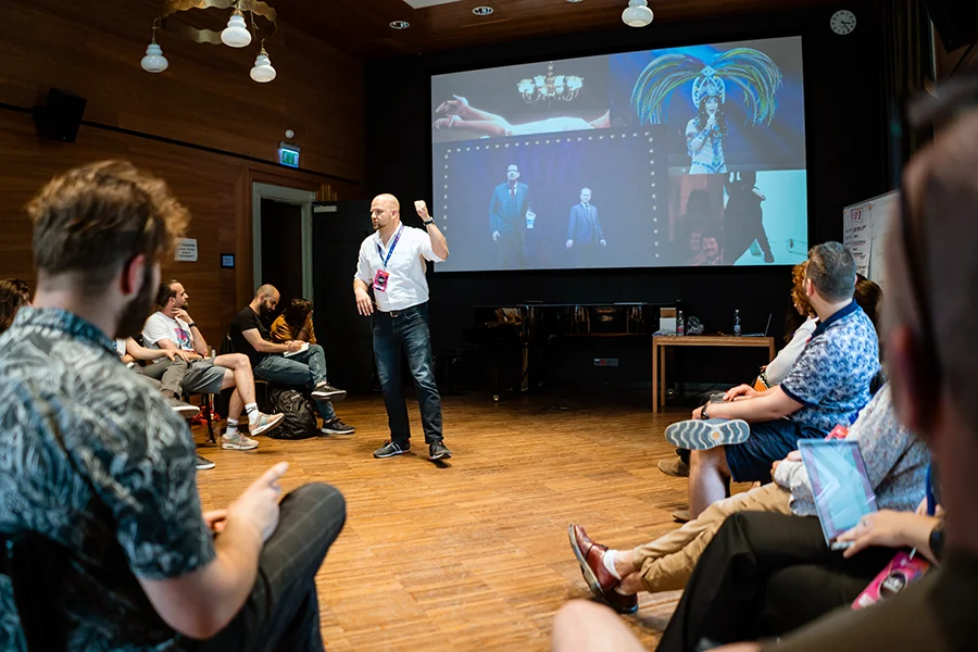 Laszlo Agoston - Learning & Development Consultant Bristol